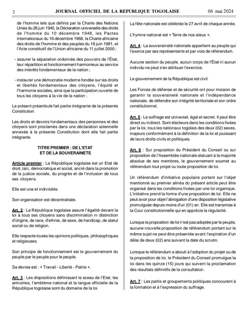LA CONSTITUTION DE LA 5e RÉPUBLIQUE